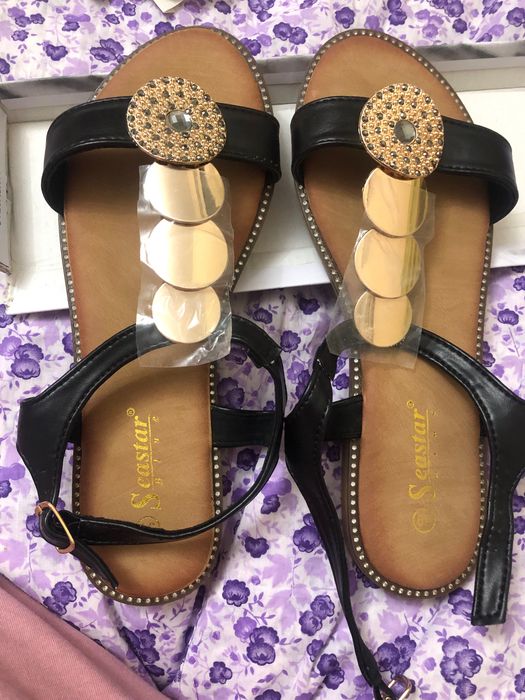 Sandale dama 39, piele , talpa joasa , noi