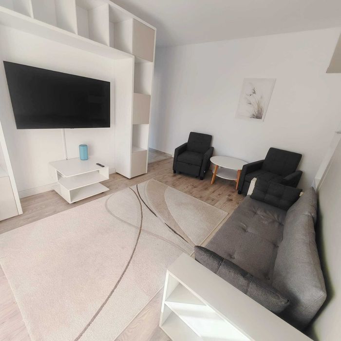 Garsonieră Modernă de Închiriat – Sânpetru (Brașov) + Loc de Parcare