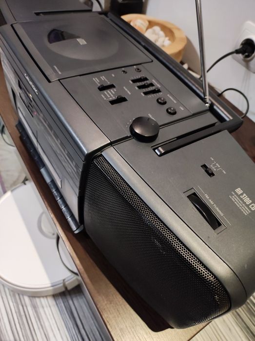 Радиокасетофон GRUNDIG