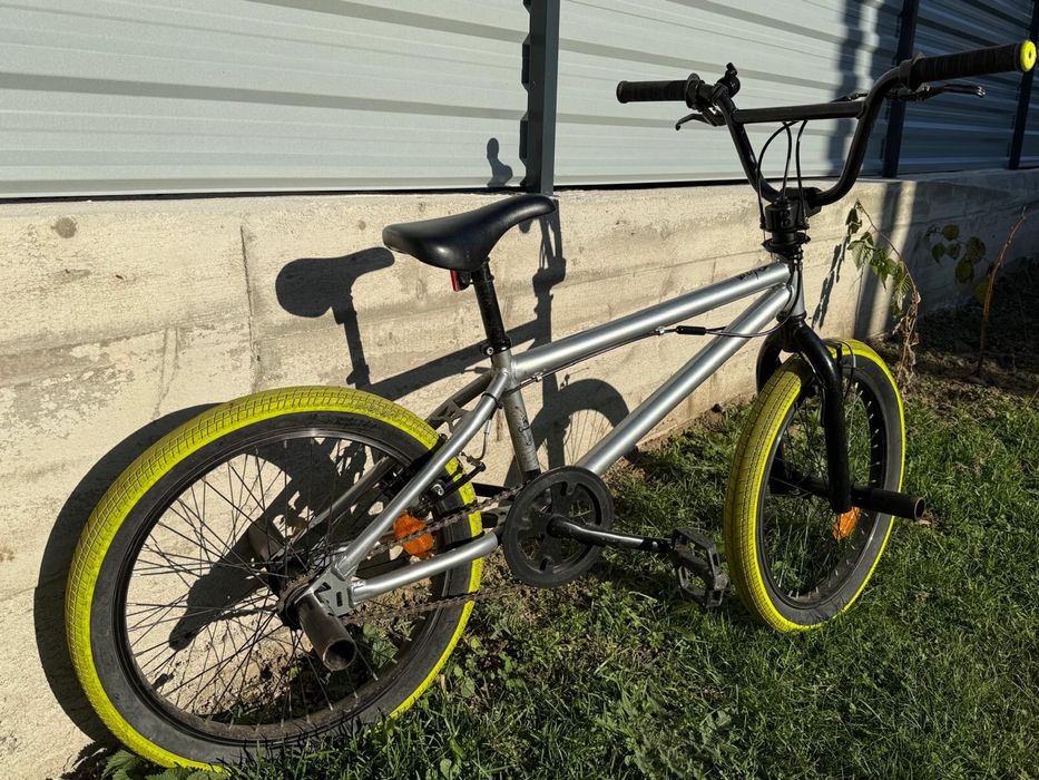 Se vinde bmx WIPE roti verzi