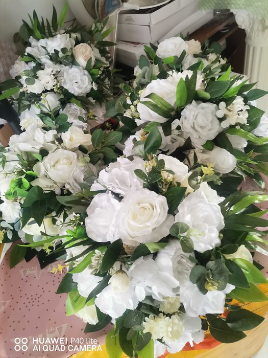 Buchet ornament masa