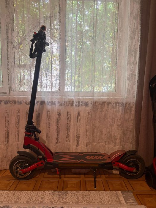 Самокат Kaabo Mantis 10