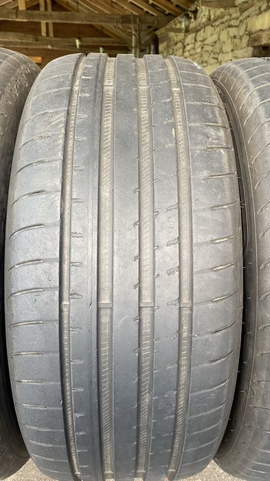 Летни гуми Goodyear Eagle F1 235/50/18
