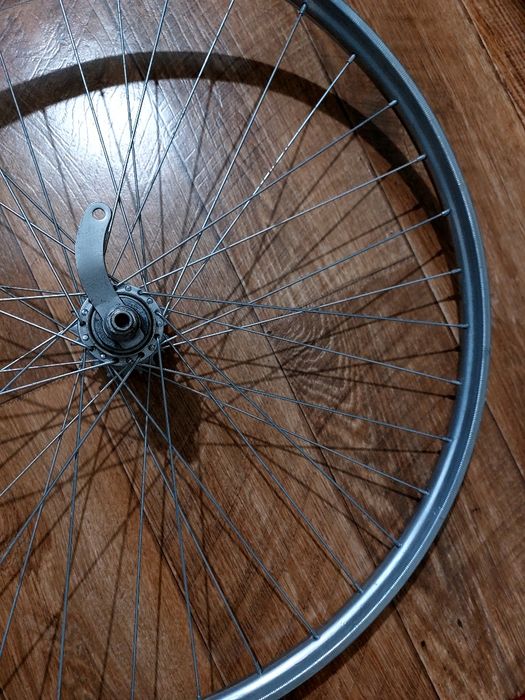 Колесо  диск от советского велосипеда Урал , диаметр на 28