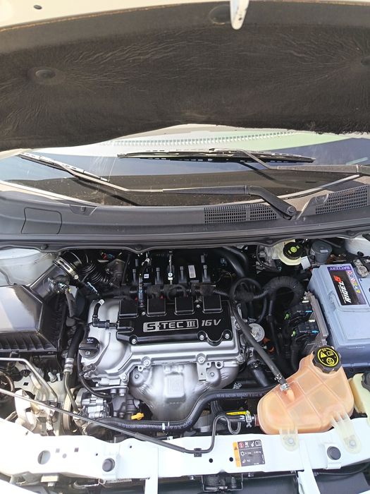 chevralet koblt sotiladi