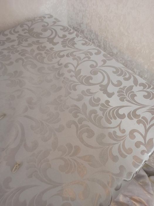 Продам шторы 2 шт