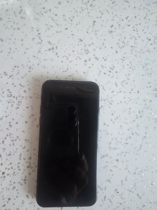 Telefon Iphone SE 2021