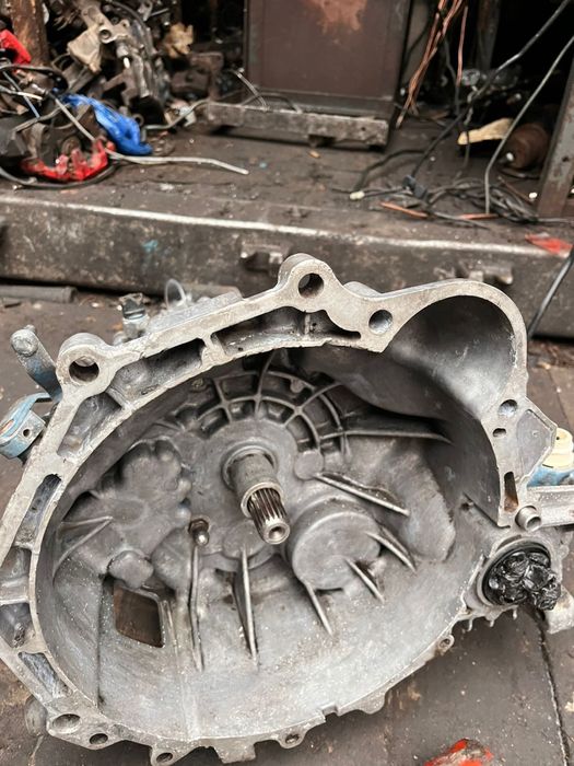 Коробка Mitsubishi Space Wagon