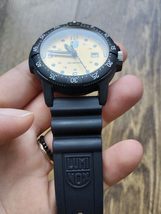 Мъжки часовник Luminox Sea Bass 2000 Series (X2.2005) – Оригинален, Швейцарски