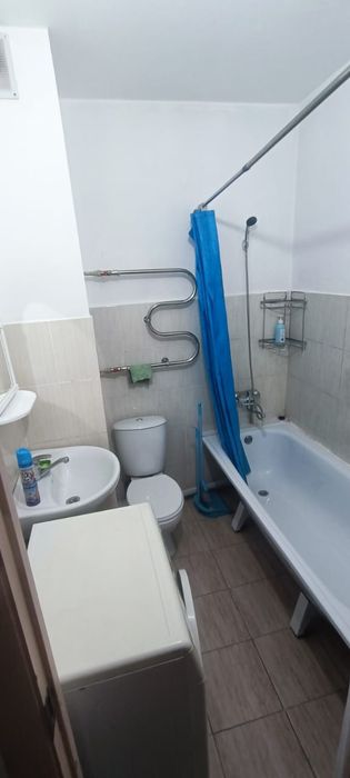 Срочно подселениеге бала керек