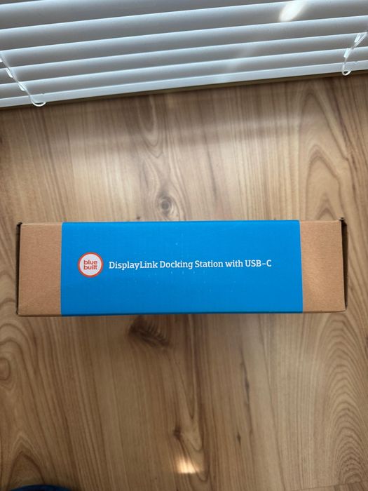 Докинг станция Bluebuilt с кабел/сив цвят