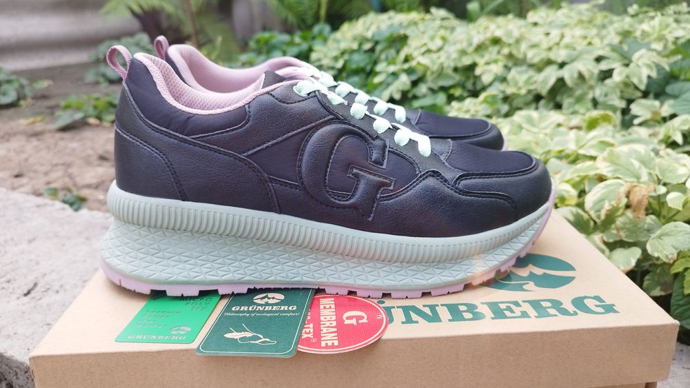 GRUNBERG кроссовки 40 (26см)
