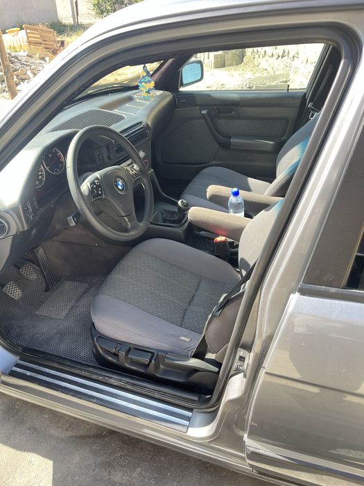 Продам машину BMW 5 серии кузов Е34 525