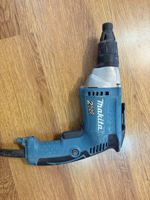 makita fs2500 !!
