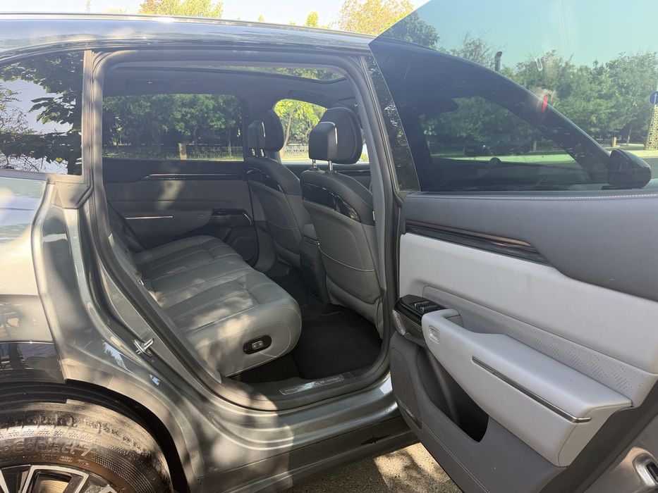 Zeekr 7 X 4 WD Full.  Natariuska Tayyor