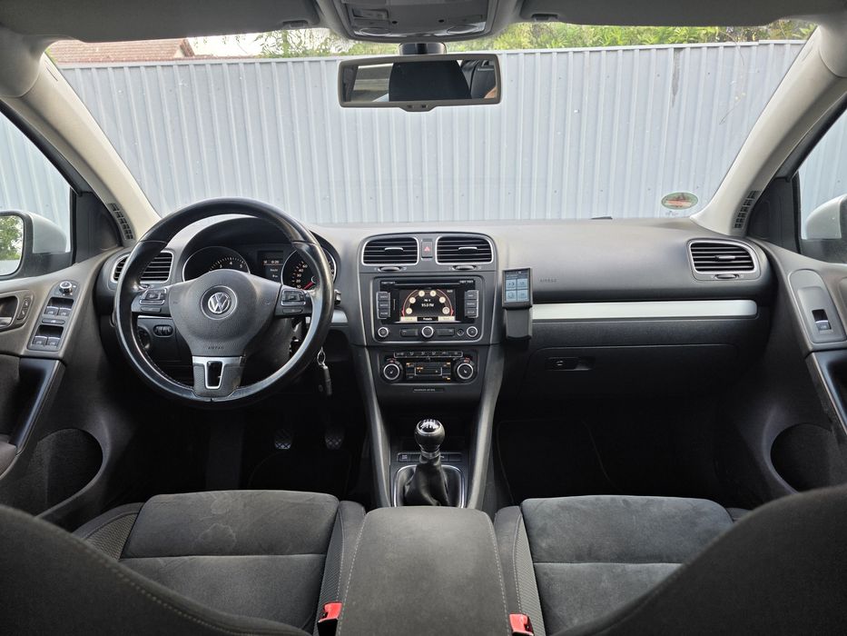 VW Golf 6 1.4TSI-122 c.p Navi alcantara