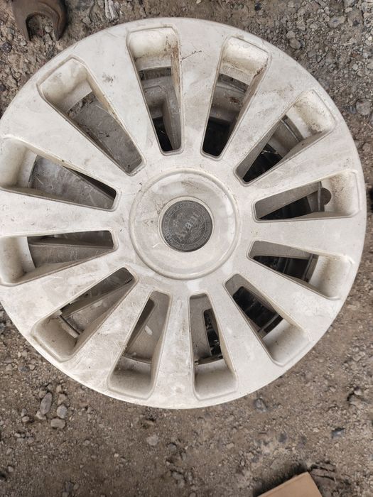 Колпаки на 13 в хорошем состоянии