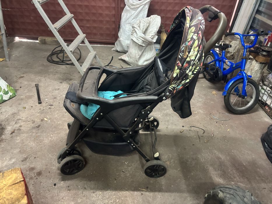 Бебешка количка.