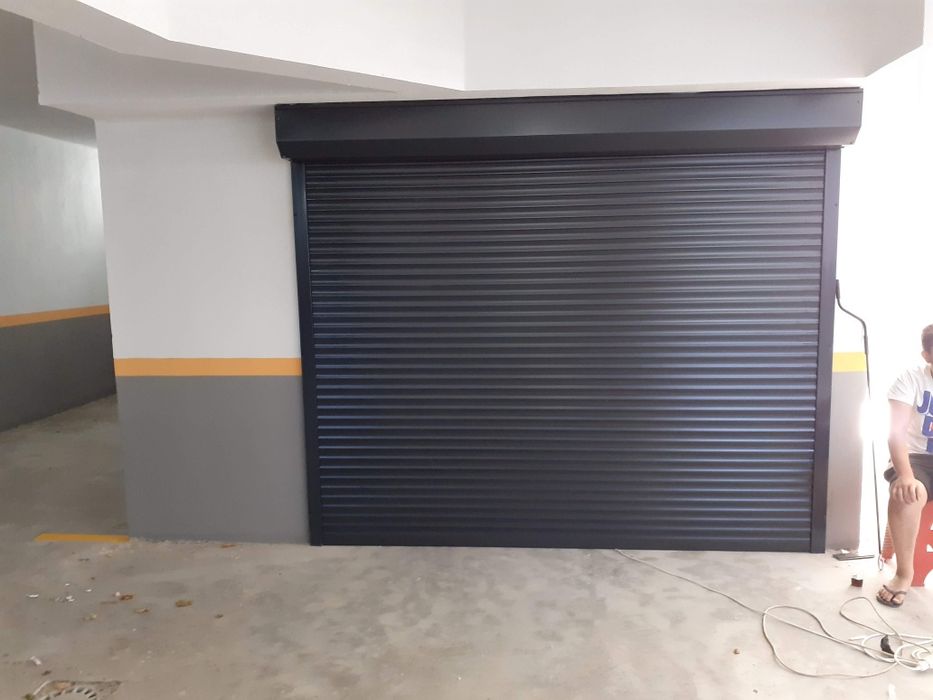 Usi garaj,aluminiu tip rulou