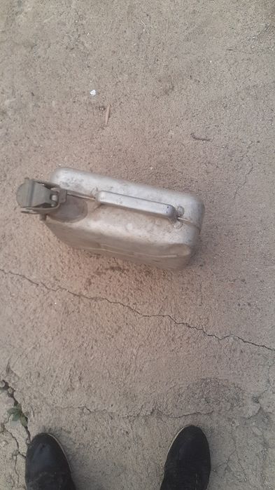 Каництр альюмин сатылады 10-литр.