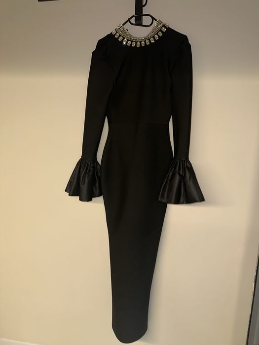 Стилна черна бандажна рокля