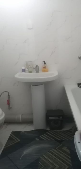 Срочно продается раковина и смеситель
