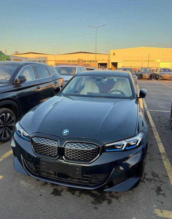 BMW i3 pachka muddatli tolovga