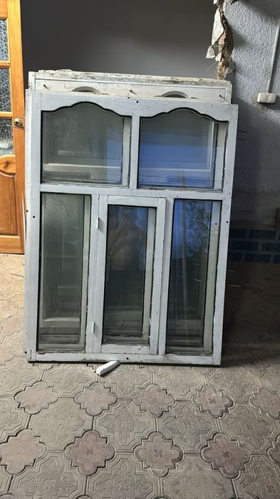 Продоётся хорошие двери и окна