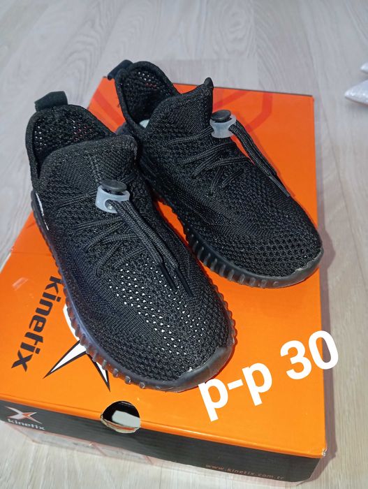 Продам Детскую обувь