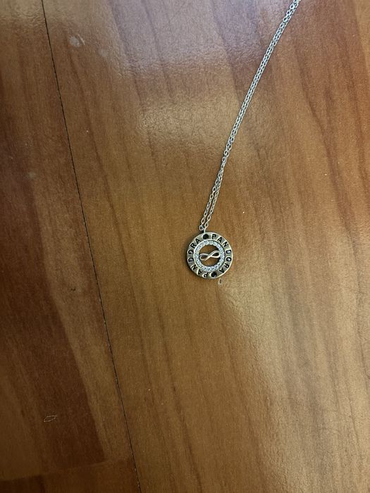 Нежно бижу колие