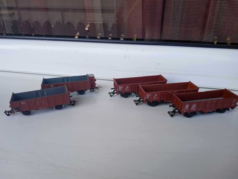 Влакчета ТТ железопътни модели мащаб ТТ