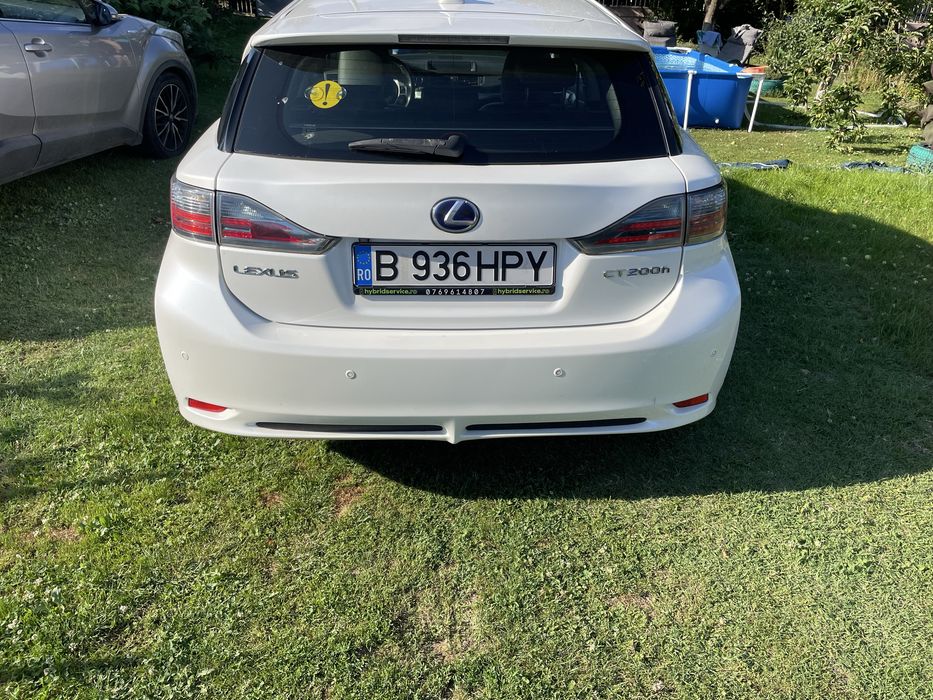 Vand Lexus CT200h hybrid 2011