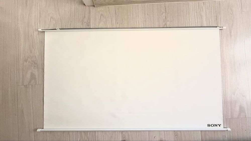 Проекционный экран Sony