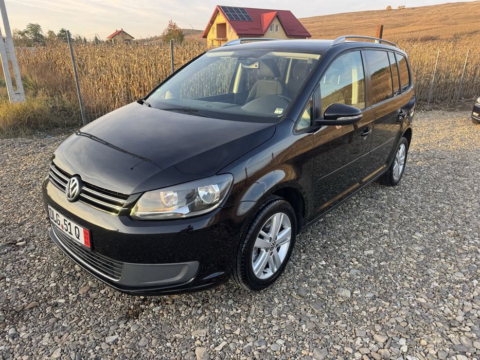 VOLKSWAGEN Touran 2012 — imagine 1