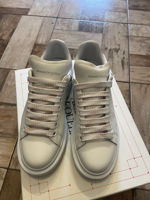 Alexander McQueen adidasi