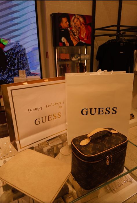 Кроссовки Guess (ориг)