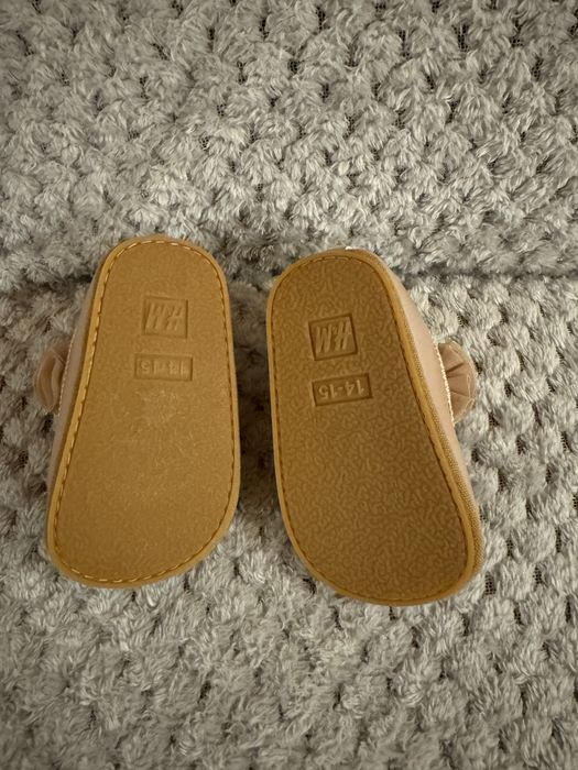 Balerini H&M rose gold marime 14/15 pentru bebelusi