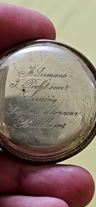 Швейцарски часовник  автомат на MAXIM'S и стар сребърен джобен