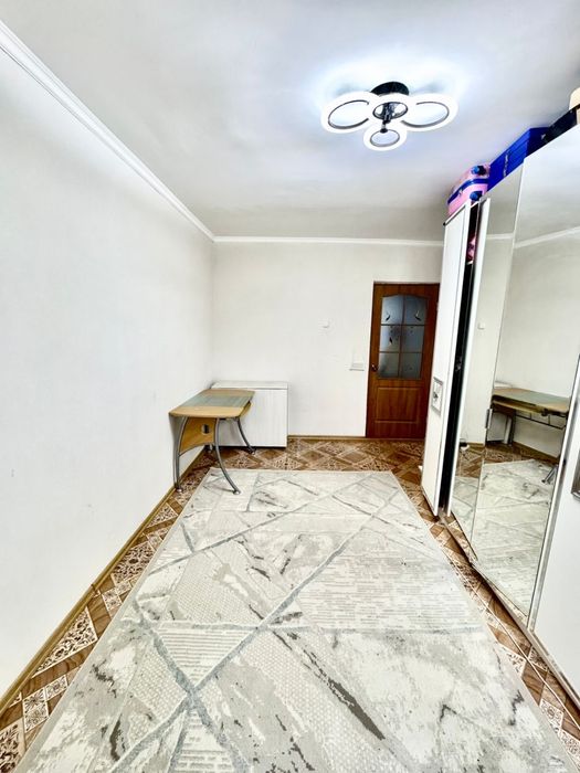 Продаётся 2 комн квартира на 20 школе