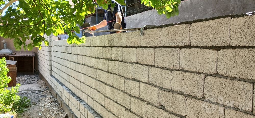 Shlakablok terish.Beton quyish xizmatlari mavjud