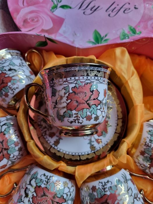 Продам чайный сервиз.