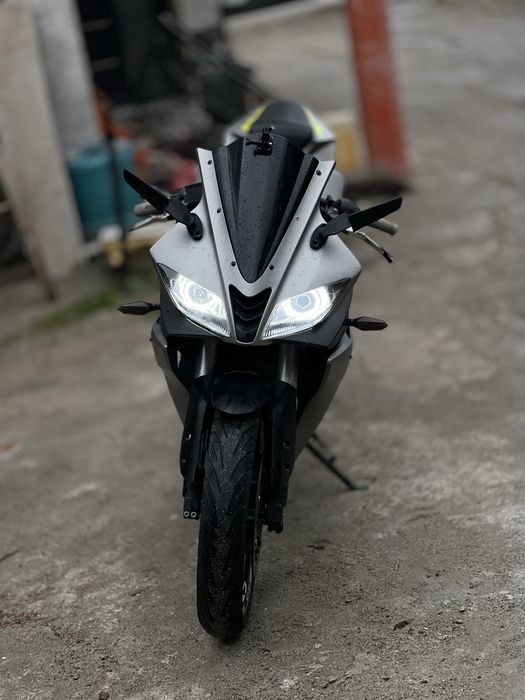 Vând Yamaha yzf r125 2016 ABS