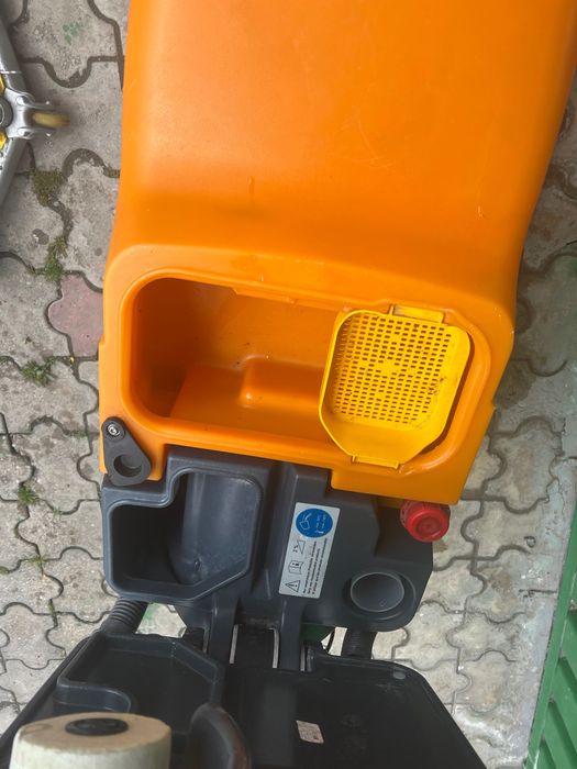 Masina de spalat pardoseli / Taski swingo 455 B