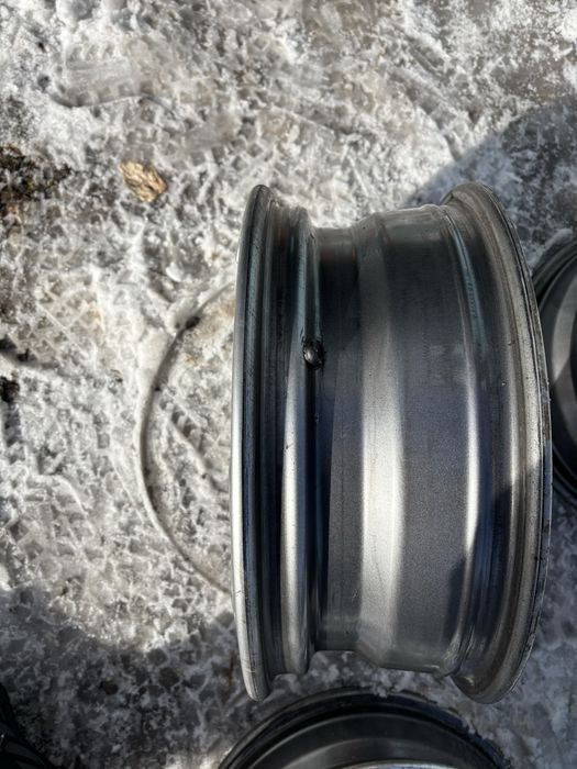 Продам комплект дисков R16