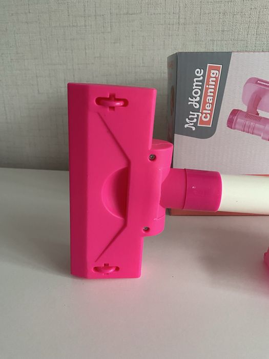 Детска малка вертикална  прахосмукачка