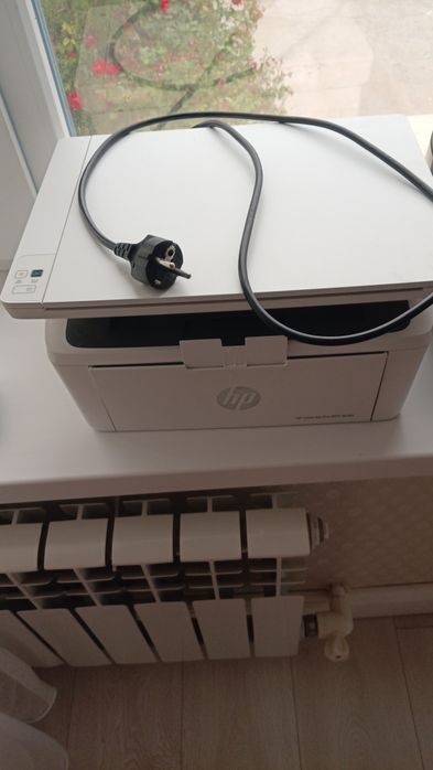 Продается принтер МФУ HP M28а