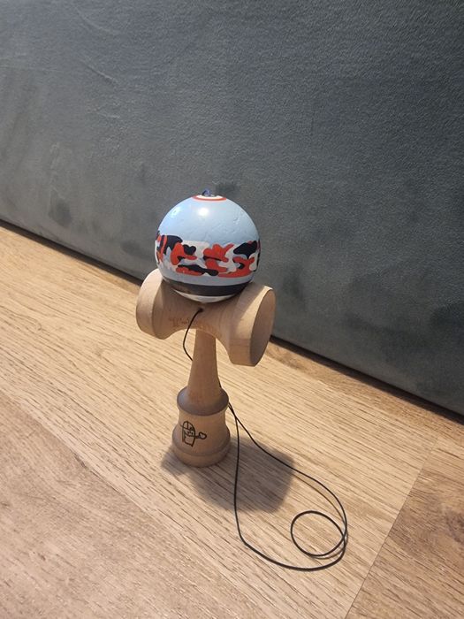 kendama t bow og mod aproape noua
