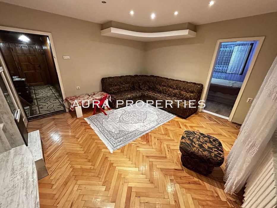 Дава се под наем Двустаен апартамент в Разград, Лудогорие - 72 кв.м за 255 € - Снимка #2