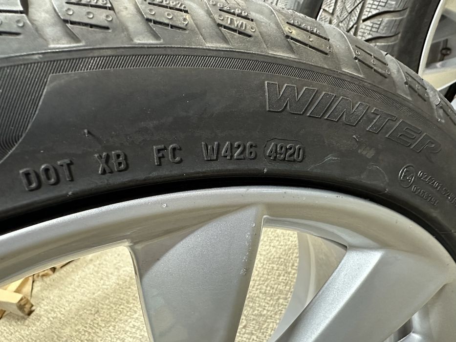 Гуми Pirelli sottozero 3 235/40 R19