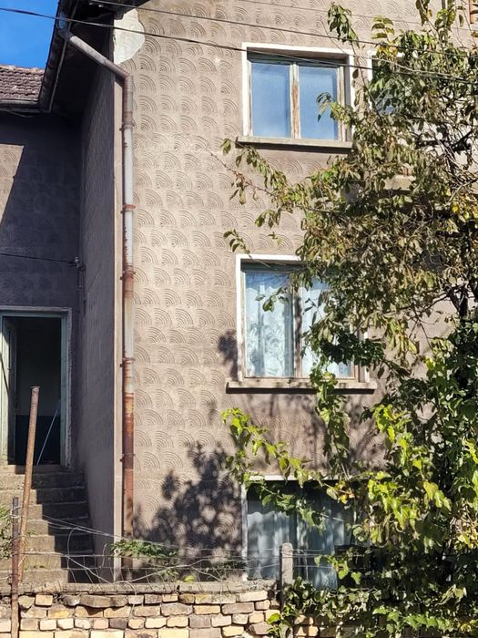 Продава се Къща в с. Яна, Област София-град - 150 кв.м за 1034 €/кв.м - Снимка #1